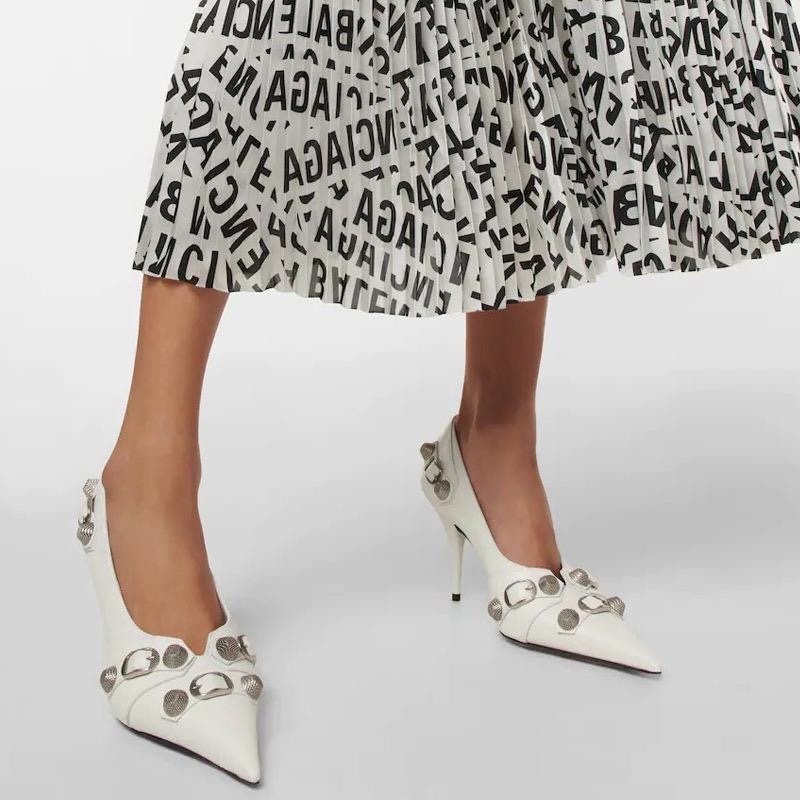 Gothic туфли бклые№ 45