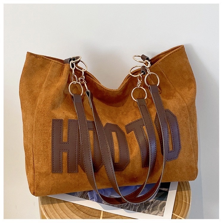 Оранжевый тоут