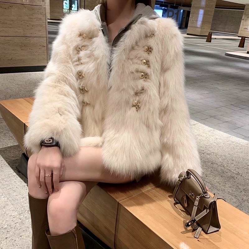 Полушубок молочный 3